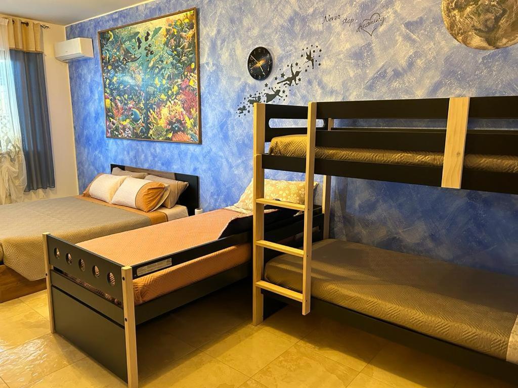 Triangolo Delle Bermuda B&B Termoli Bagian luar foto