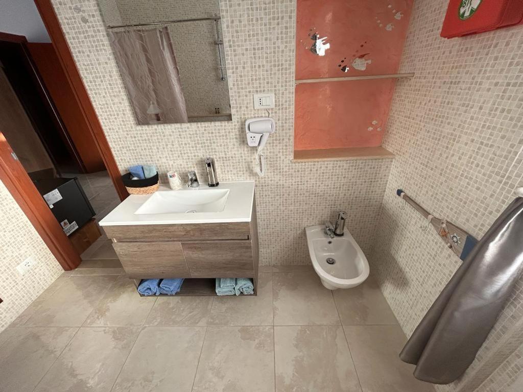 Triangolo Delle Bermuda B&B Termoli Bagian luar foto