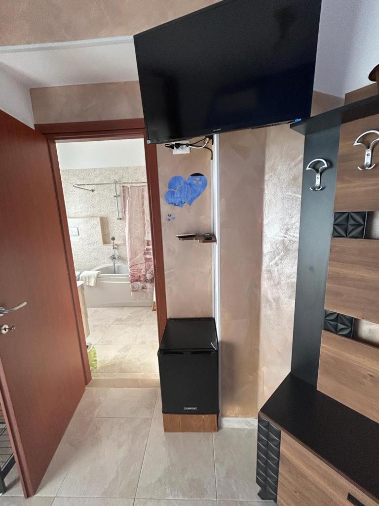 Triangolo Delle Bermuda B&B Termoli Bagian luar foto